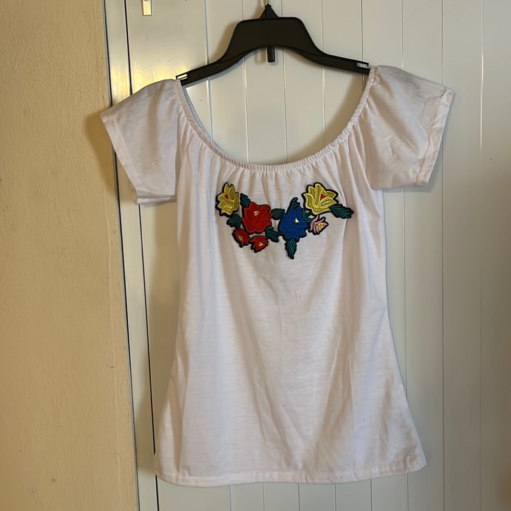 White Vizio blouse
